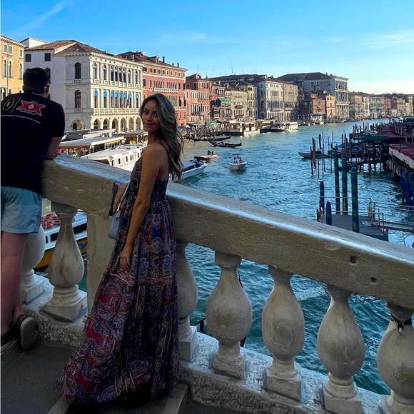 Meet your Posher, Alexa - Picture 1 of 1